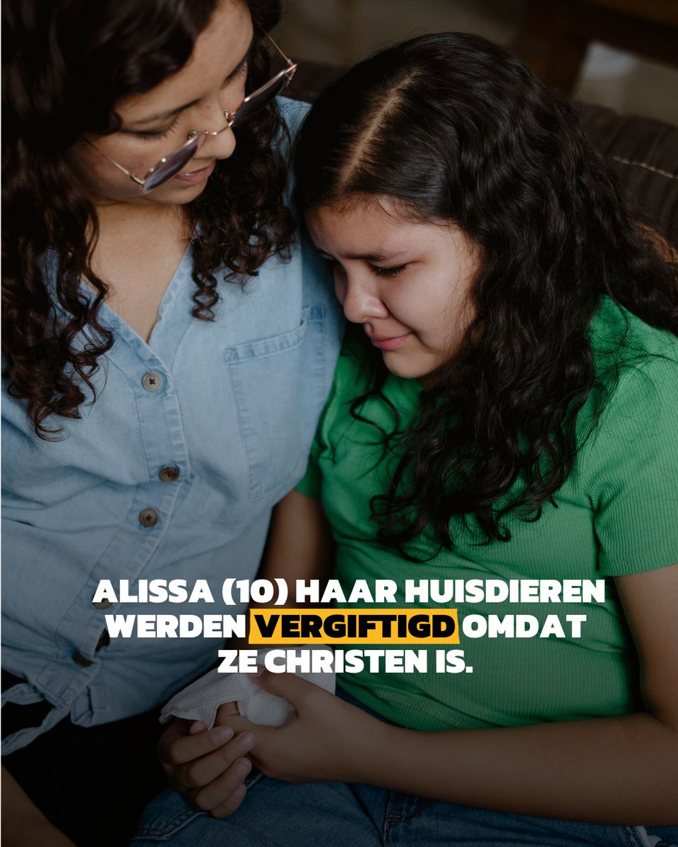 Alissa* woont in het midden van Mexico, waar christenen worden buitengesloten, verjaagd en soms zelfs gedood om hun geloof. Alissa haar huisdieren werden vergiftigd en op school werd ze genegeerd en uitgescholden.

“Zelfs hier,” zegt ze, “blijft Zijn licht schijnen.”

*Schuilnaam