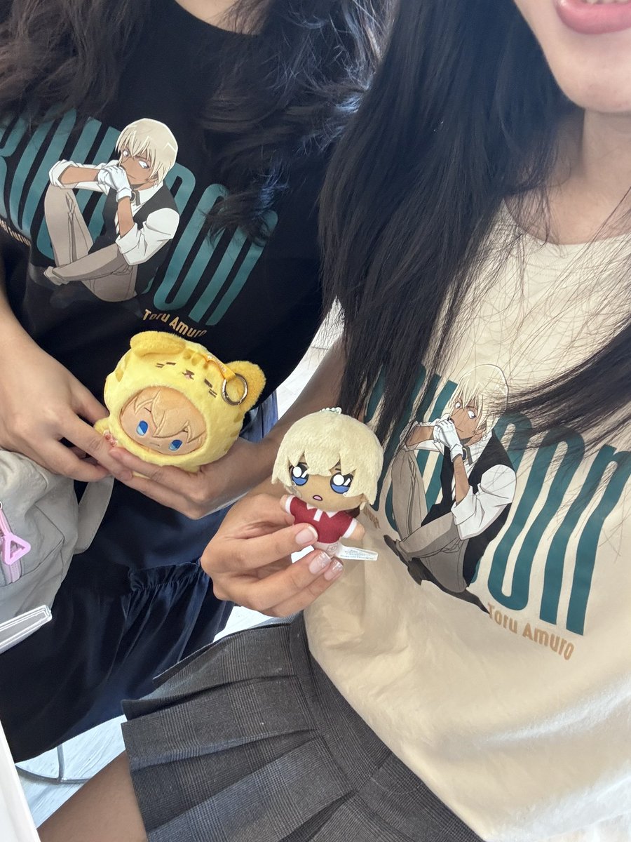 untitledzip's tweet image. ❤️💛 #REDchristmasparty_AKAMcafe