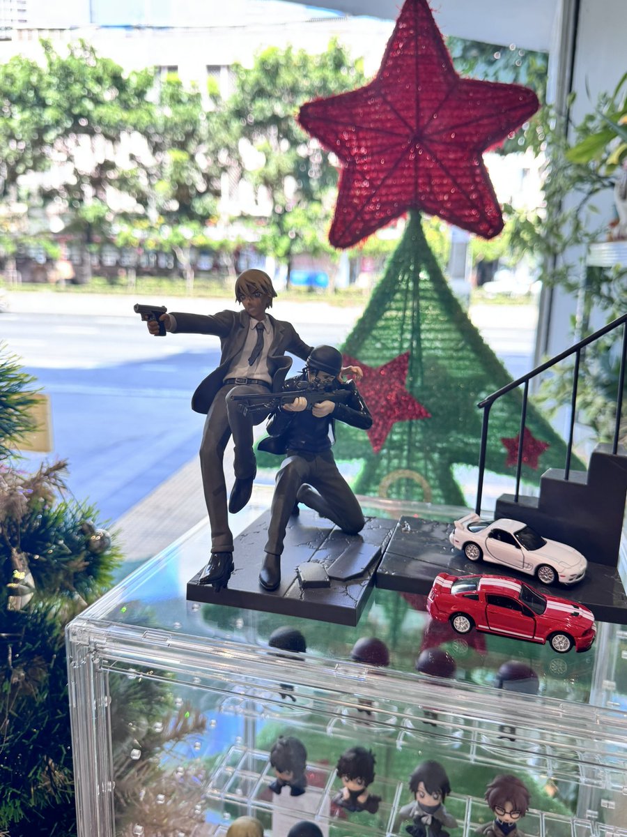 untitledzip's tweet image. ❤️💛 #REDchristmasparty_AKAMcafe