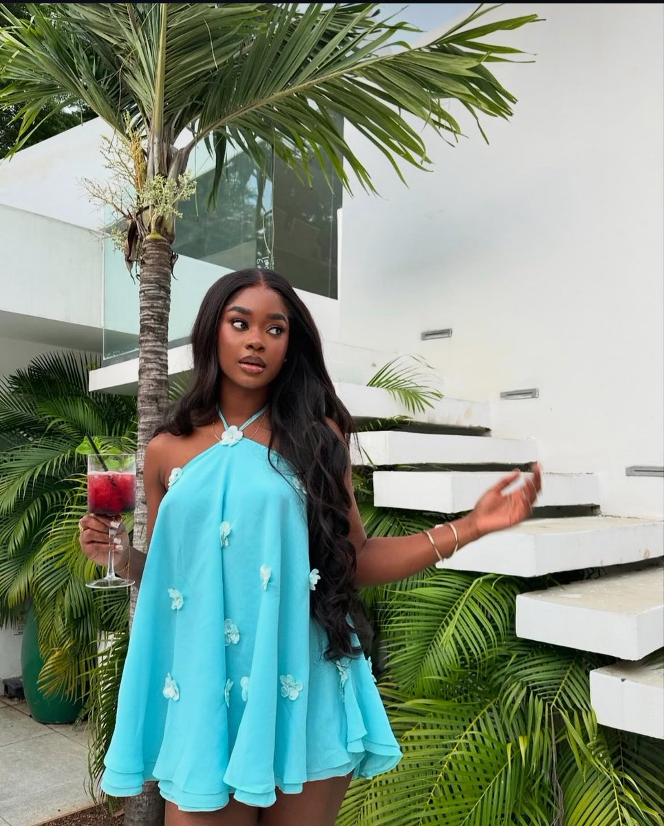 imadeaghayedo's tweet photo. Dede the influencer-Jonjulio
Dede the cover girl-Lamodemagazine
Dede X Extract
Dede the model-Guess
Dede X the Beautified Experience 
Dede the runway queen-Tolu Bally
Dede X Lhambi shoes
Dede the sell out queen-AVDC movie
Dede the host-NSFD week
Dede the Billboard girl-Guinness https://t.co/nAwnPFR1Qt