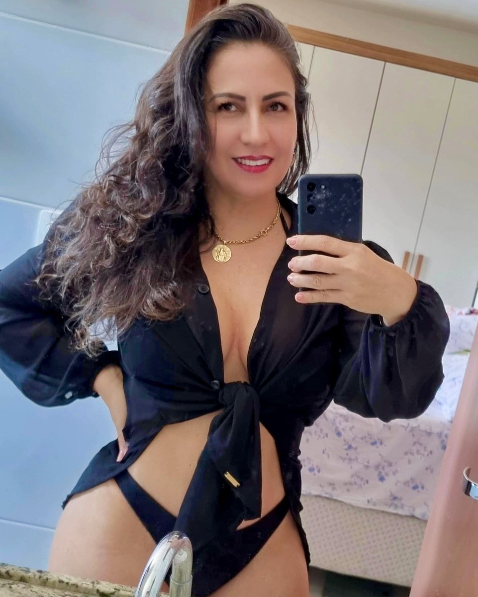 cadê os que vão me dar um oi rsrsrs 
. 
.
. 
. 
. 
. 
. 
.  
#PINTOAWARDS 
#PINTOAWARD 
#PINTOSAWARDS 
#PINTOSAWARD 
#BUNDAAWARDS 
#BUNDASAWARDS 
#RABAAWARDS 
#RABASAWARDS 
#PINTOAWARDS