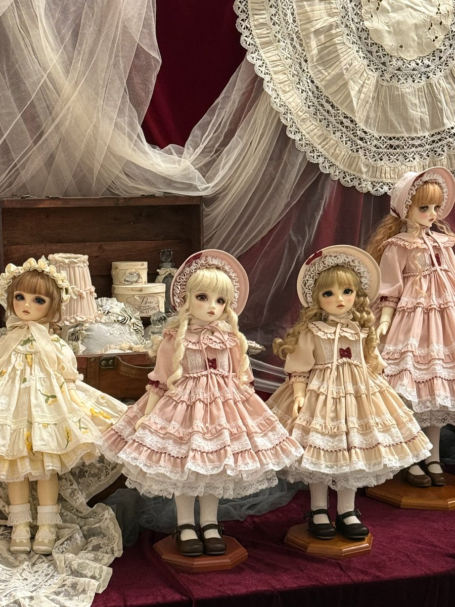 복권도,,,가발도,,,,이녕도,,,아무고토 얻지못함
눈물흘리며 사진만 찍기