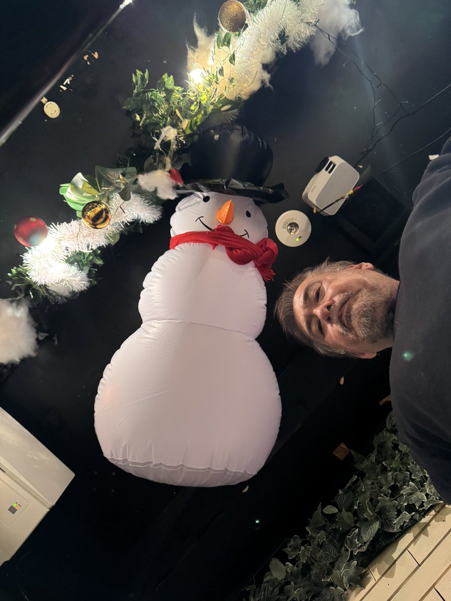 12/20

土曜 LOGOS

20:30オープンになります
翌04:00ごろまで

遠藤くんとお待ちしてます

クリパ帰り、忘年会帰りに〜
お待ちしてます

空飛ぶスノーマンおります