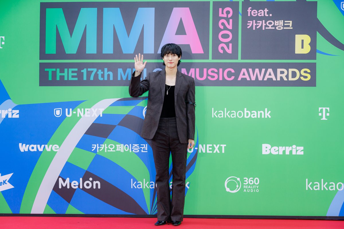 melon's tweet photo. #MMA2025 #WOODZ #우즈 레드카펫📸

LIVE 보러 가기
💚 https://t.co/o1bpS5ahni 

@c_woodzofficial
#멜론 #Melon #멜론뮤직어워드 https://t.co/AnJNS278Po