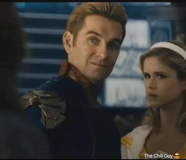 heisMartinsutd's tweet image. I need my power bank 
🥷🏽: "How many percent is your phone?"