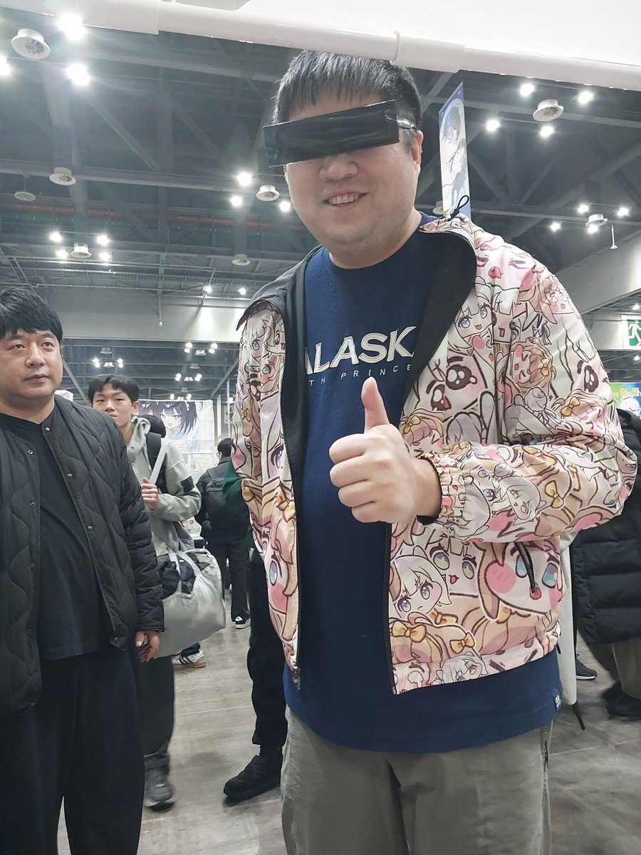 teuchinsae's tweet photo. #트릭컬리바이브 #trickc 대표님 만났습니다. https://t.co/ausR5NnoUr