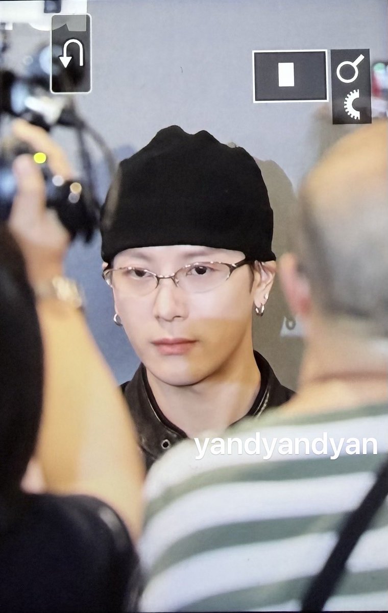 InitialHeart's tweet image. 251220 Team HK
#JacksonWang    
#잭슨    
#王嘉爾 
#王嘉尔