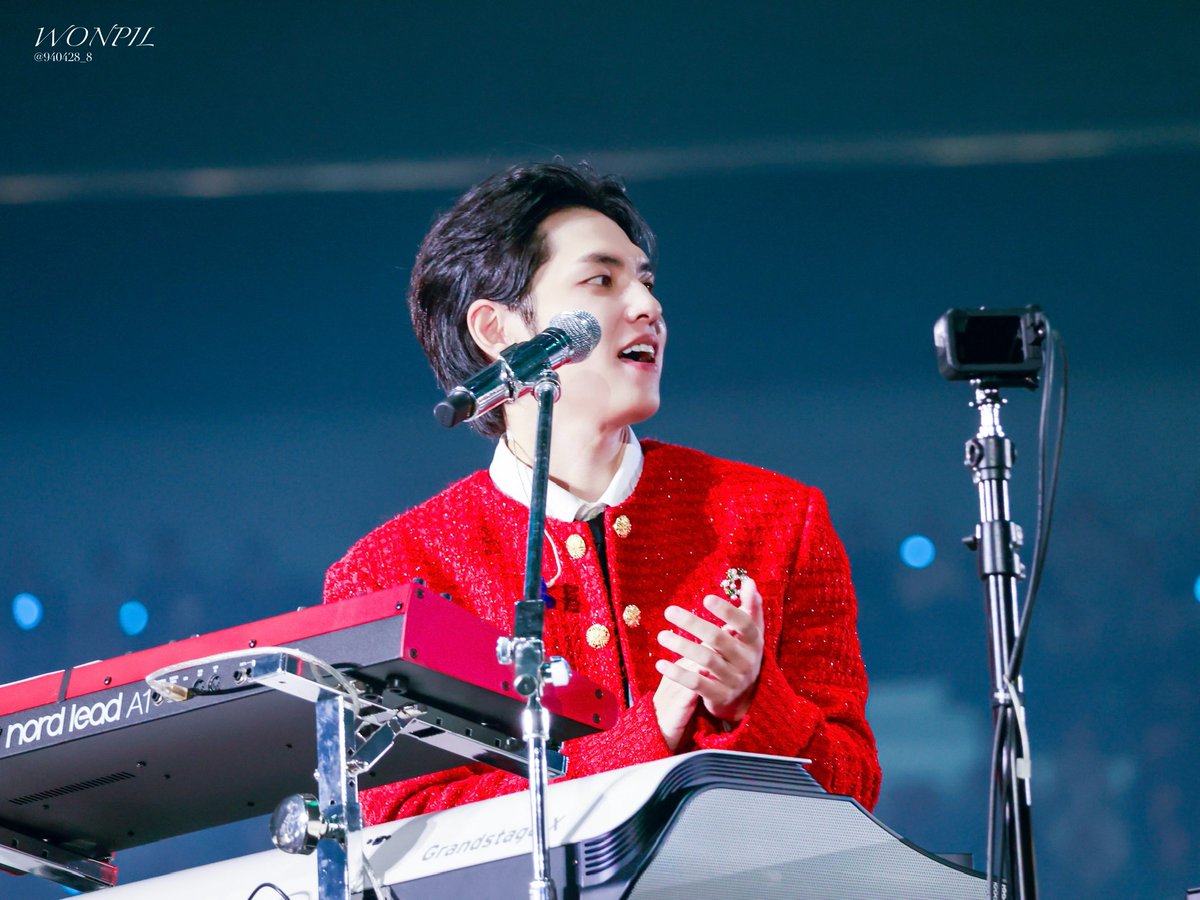 251219 ✨🐰✨
#데이식스 #day6 #원필 #wonpil