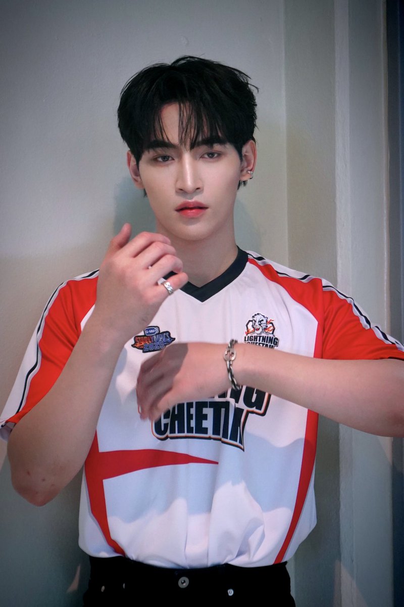 newsinfinity1's tweet photo. เริ่มเลย โอห์มปูน มาแล้วครับ 🥰 #GMMTVStarlympics2025 https://t.co/7bcwnsI6wj