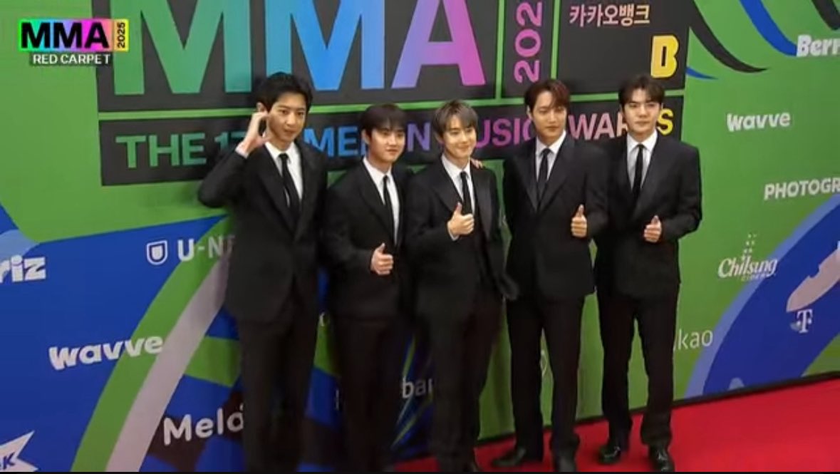 EXO THE MOMENT 관련 이미지