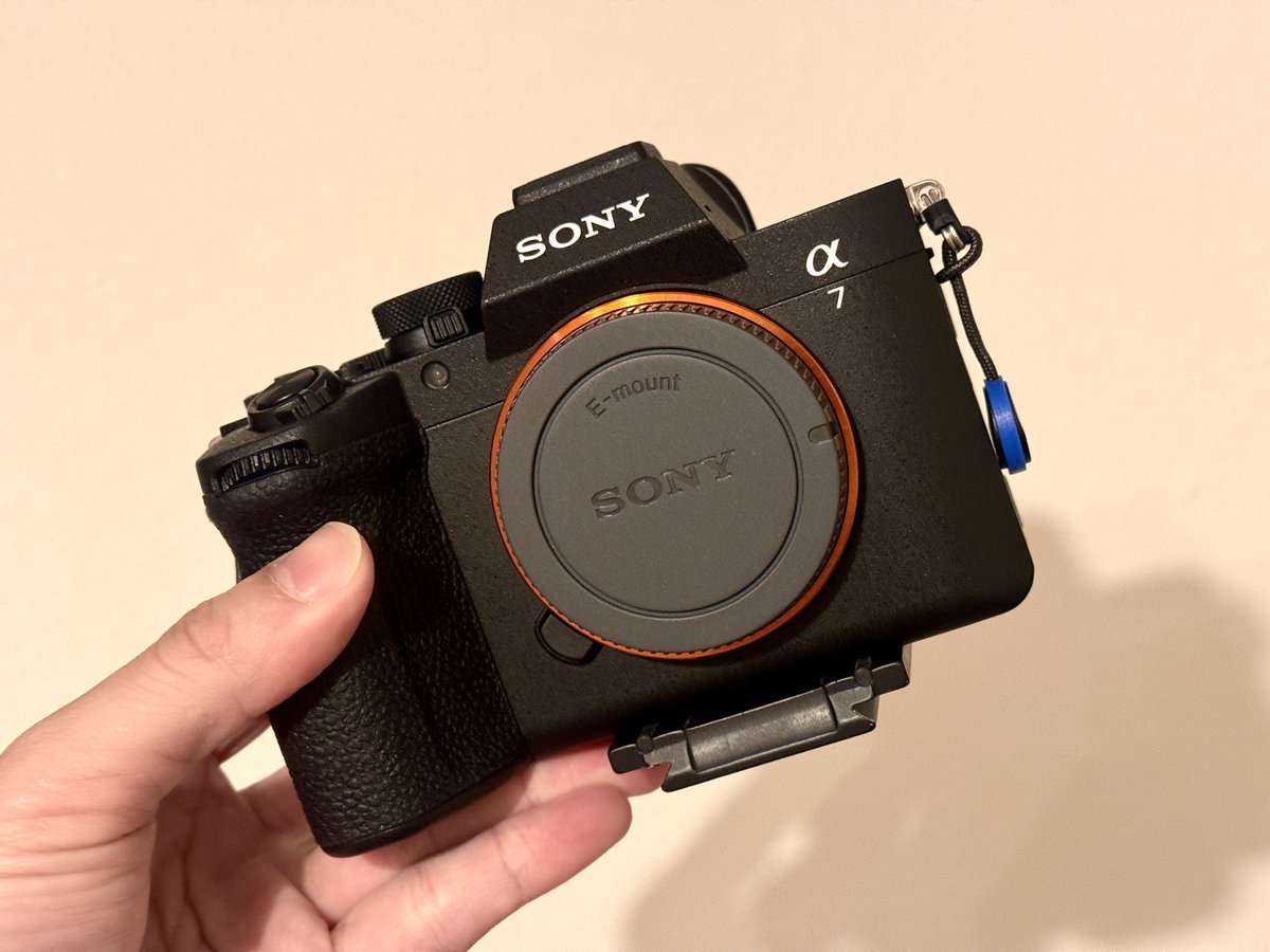 α7s3