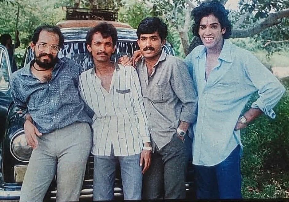 saraswathi1717's tweet image. ಇಂದು ಜನಪ್ರಿಯವಾಗಿರುವವರು ಯಾರೆಲ್ಲಾ ಇದ್ದಾರೆ ಗುರ್ತಿಸಿ...
,#Guess  #Facebookpost