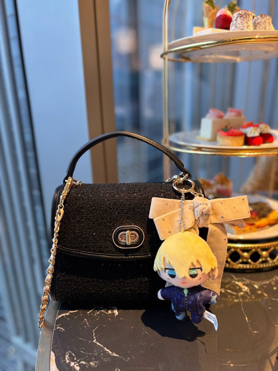 evfuyuol's tweet photo. 冬といえばいちごアフヌンの季節➰🍓🩵 https://t.co/5sZV8rHvxV
