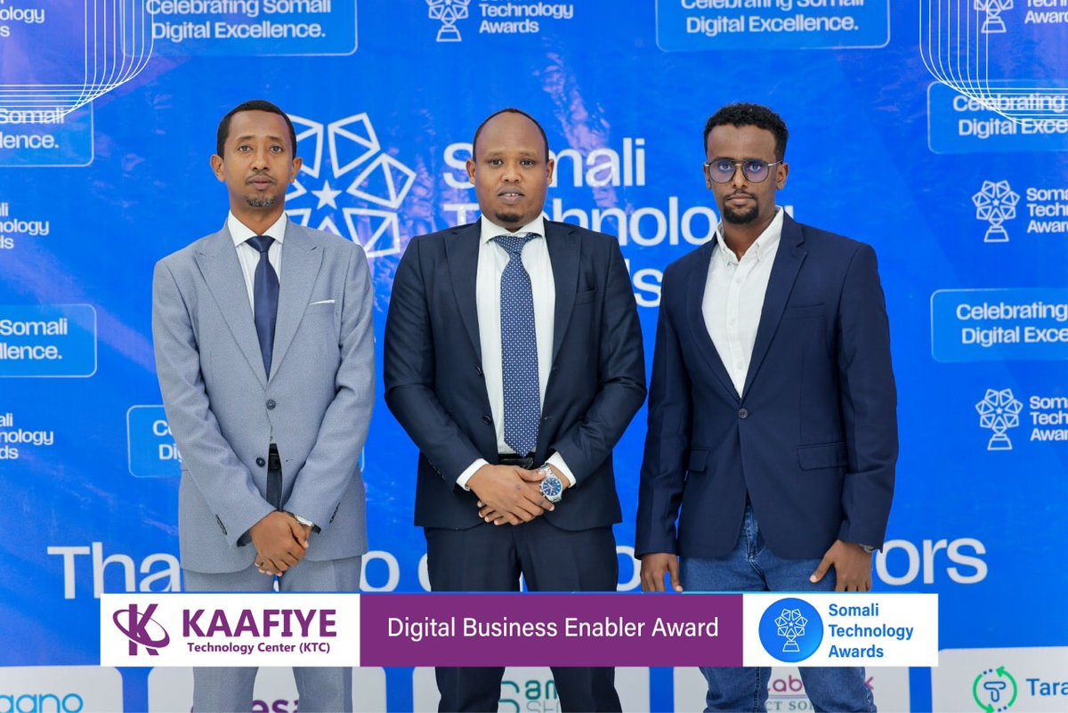 KaafiyeTech's tweet photo. Digital Business Enabler Award – Somali Technology Awards

Waxaa la guddoonsiiyay Kaafiye Technology Center (KTC) Abaalmarinta Dardargeliyaha Ganacsiga Dijitaalka ah (Digital Business Enabler Award) intii lagu gudajiray Somali Technology Awards. 
#SomaliTechnologyAwards #KTC https://t.co/5FCqqgF3ue