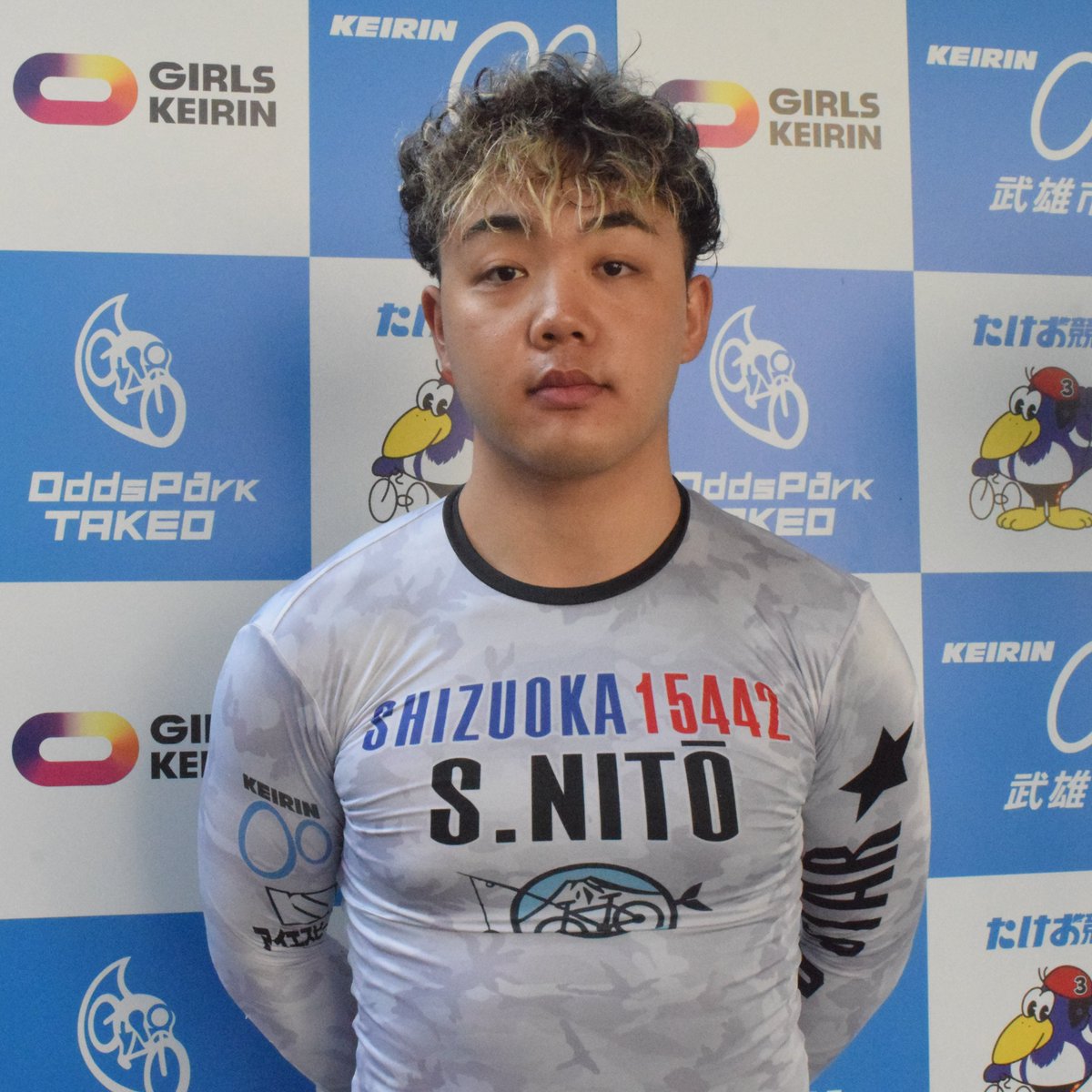 sponichikeirin's tweet photo. 【#武雄競輪 #ミッドナイト 前検日】

１、２班戦のシリーズリーダーは来期初Ｓ級が決まっている #望月湧世

「来期に向けて特に何かをやっているわけではない。いつも通りですね。うーん、最近は結果を出せていない。決勝の着もだし、決勝に乗れなかったりもする。全体的に足りていないけど、トップスピードが一番の足りない部分かな」

武雄はチャレンジ時代以来２回目
「久しぶりだけど、決勝に乗れたし悪いイメージはないですよ」

初日特選からパワー全開だ