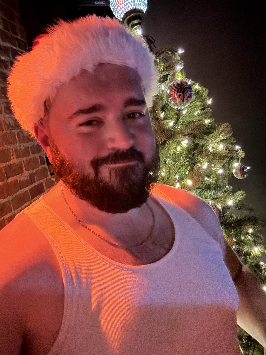 Taller Than Ur Dad tweet media