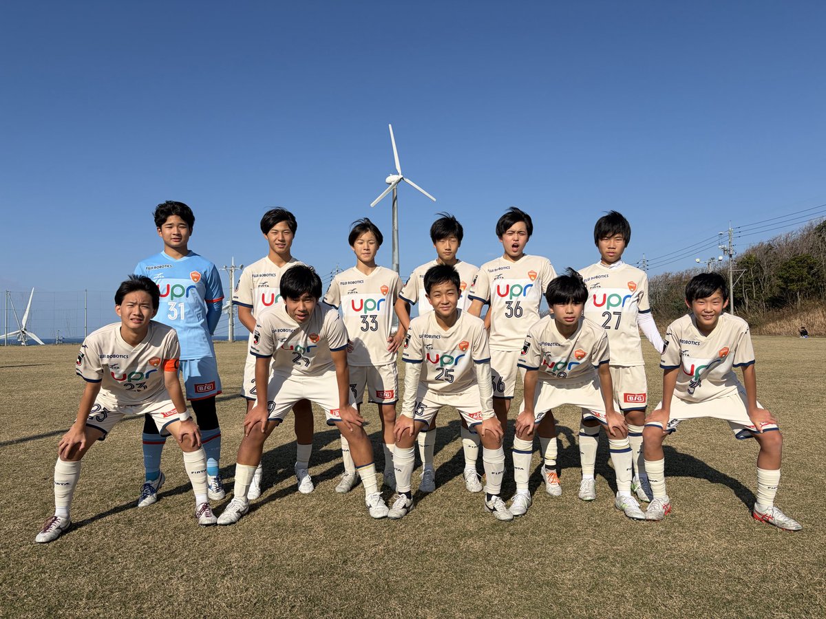renofa_academy's tweet photo. 【U14】
Jリーグサザンクロス第18節
vsサンフレッチェくにびき
⚪️1-0(0-0 1-0)
得点者:倉増
終盤に奪った虎の子の一点を守り切り、勝ちを掴み取りました!
対戦してくださったサンフレッチェくにびきの皆様、応援してくださった皆様、ありがとうございました。
#レノファU15
#prosoccerdata https://t.co/06gP8tb89k