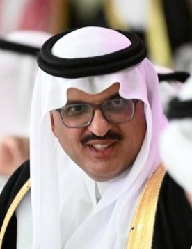 السفير السعودي لدى دولة الكويت الأمير سلطان آل سعود مغرداً : بإسم اعضاء بعثة ومواطني المملكة العربية السعودية في دولة الكويت أتقدم بأسمى ايات التهاني والتبريكات لمقام صاحب السمو الشيخ مشعل الاحمد الجابر الصباح بمناسبة الذكرى الثانية لتولي سموه مقاليد الحكم 