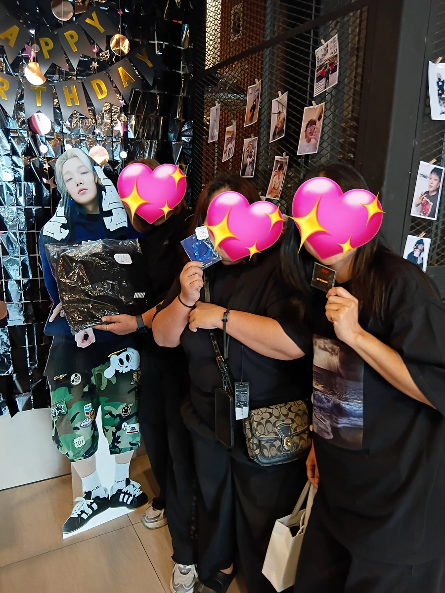 รางวัลใหญ่ออกแล้วว✨️🎉🎊
#BobbyBDayOnTheMoon
#BOBBY #바비 #バビ 
#iKON #아이콘 <a href="/iKONIC_143/">iKON GLOBAL iKONIC</a>