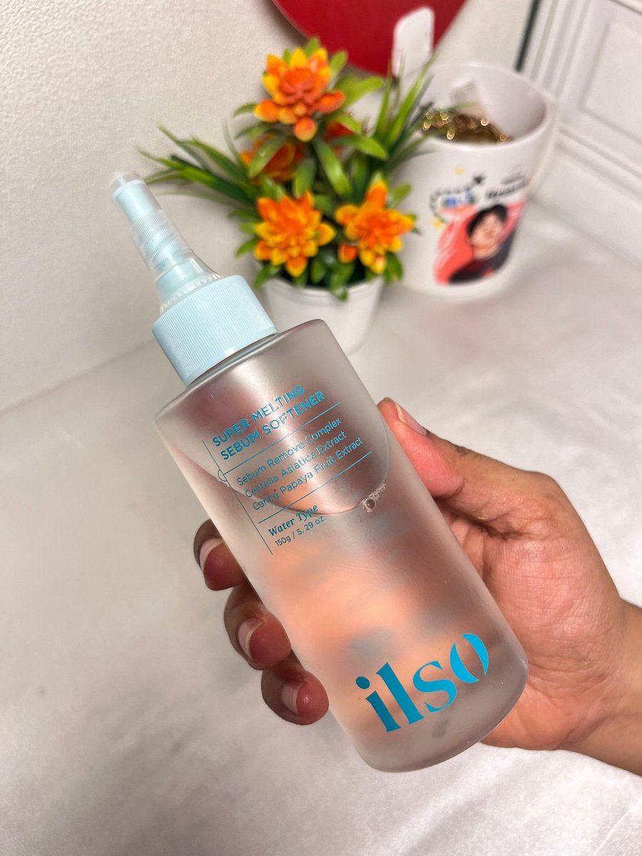 hifridarr_'s tweet photo. racun skincare korea lagiii, bahkan ini best seller di olive young. aku beli di oren juga lumayan banget nih https://t.co/iZoQirgOY5