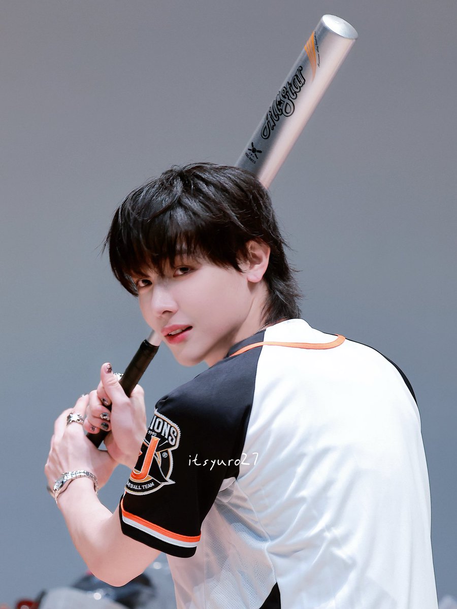 itsyuro27's tweet photo. 250602 musicplant

⚾️니콜선수 나이스

#ニコラス #니콜라스 #NICHOLAS #앤팀 https://t.co/Fpsfw5REhH