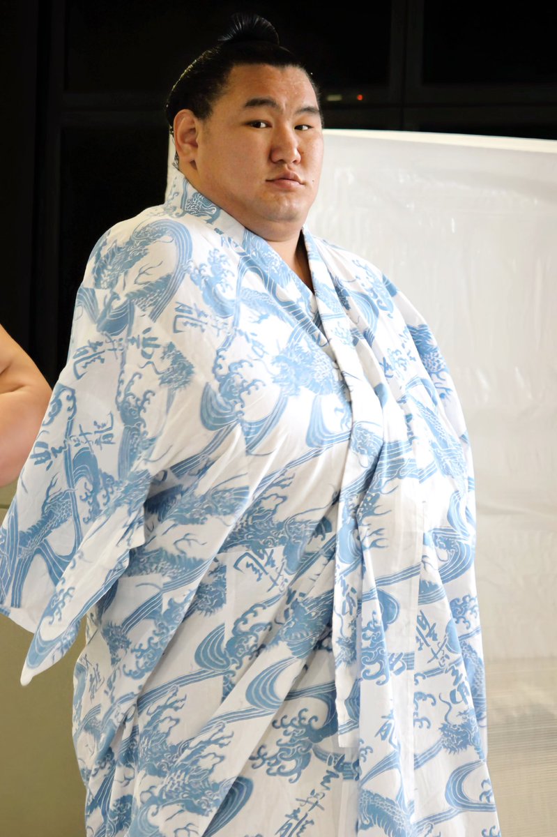 架空おかみさん tweet media