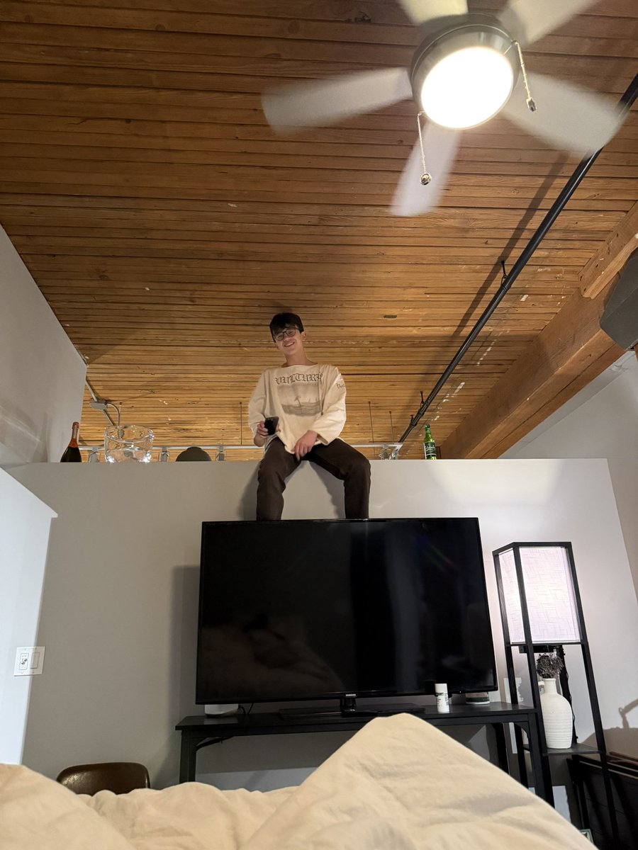 Andrew tweet media