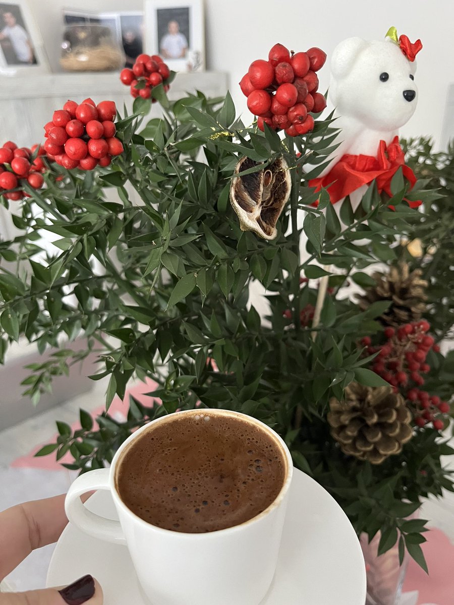 seval_bd's tweet photo. Kendi kokinamı kendim alırım, kula minnet eylemem.
Hayırlı cumartesiler ❣️ https://t.co/5FB1LqnMJ2