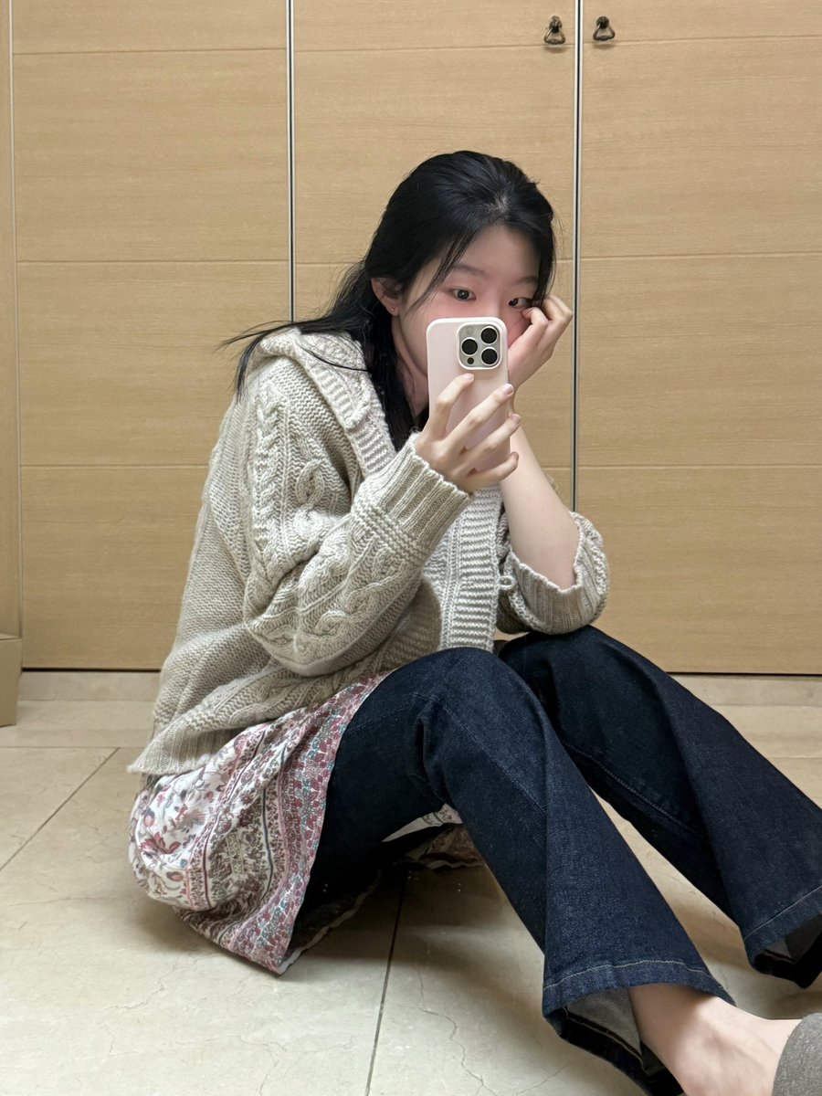 누가뭐래도 원피스에 청바지가 조아📦