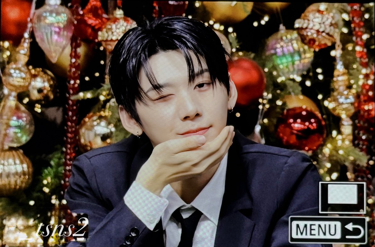 _tsns2's tweet image. 251220🐾🖤

#HAN #박한
#AHOF #아홉