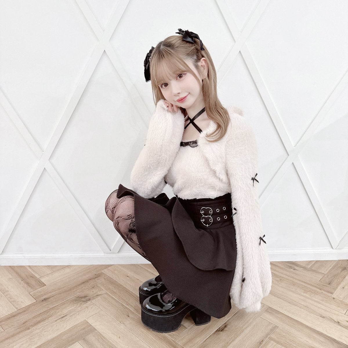 ＼本日クーポン配布中🎀💭／
.
𝑀𝐴𝑅𝑆 𝑍𝑂𝑍𝑂𝑇𝑂𝑊𝑁🪽
本日お得な￥1,000オフクーポン🎫配布中🤍
今みんなに選ばれてる、人気のガーリーニット🎀
アウターの中でも映えるデザインと、
長時間着てもストレスフリーな着心地☁　
ぜひサイトをチェックしてね🐇🎀💭
.
🛒 zozo.jp/sp/shop/mejane…