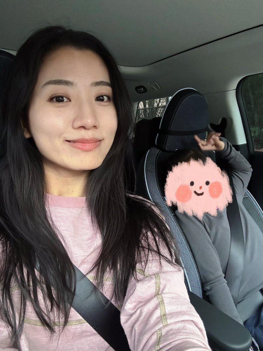 gnwcx27422182's tweet image. 你们喜欢贤妻良母的我还是浪荡不羁的我呢？ 必须二选一哟😘 很早已有了少妇的味道

三十如狼，四十如虎，正值性欲旺年，我的欲望只能跟我自己诉苦🥹