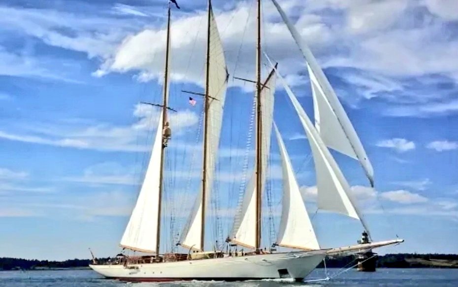 <a href="/ROGELOBO/">Roge C.E.</a> Buenos dias..a toda vela💫📚🎶🎶🌊🌊⛵️⚓️🇪🇦