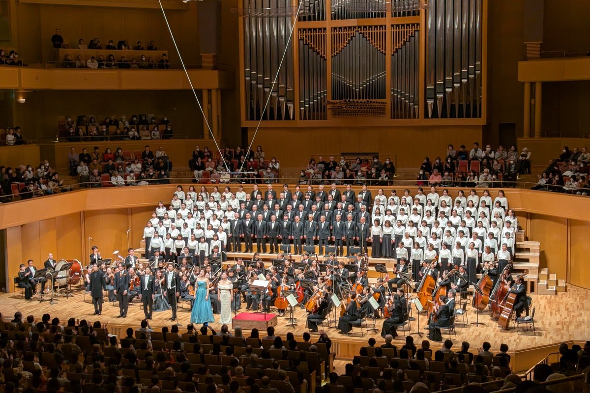 nagoyaphil's tweet image. 〈第九演奏会2025〉、2日目も終演です！　昨日と今日、たくさんのお客さまにご来場いただき（両日とも全席完売！）、本当にありがとうございました！
音楽監督との「第九」、いかがでしたでしょう…？　ご感想をお待ちしております！
ハッシュタグ→　#名フィル第九2025　#名フィル