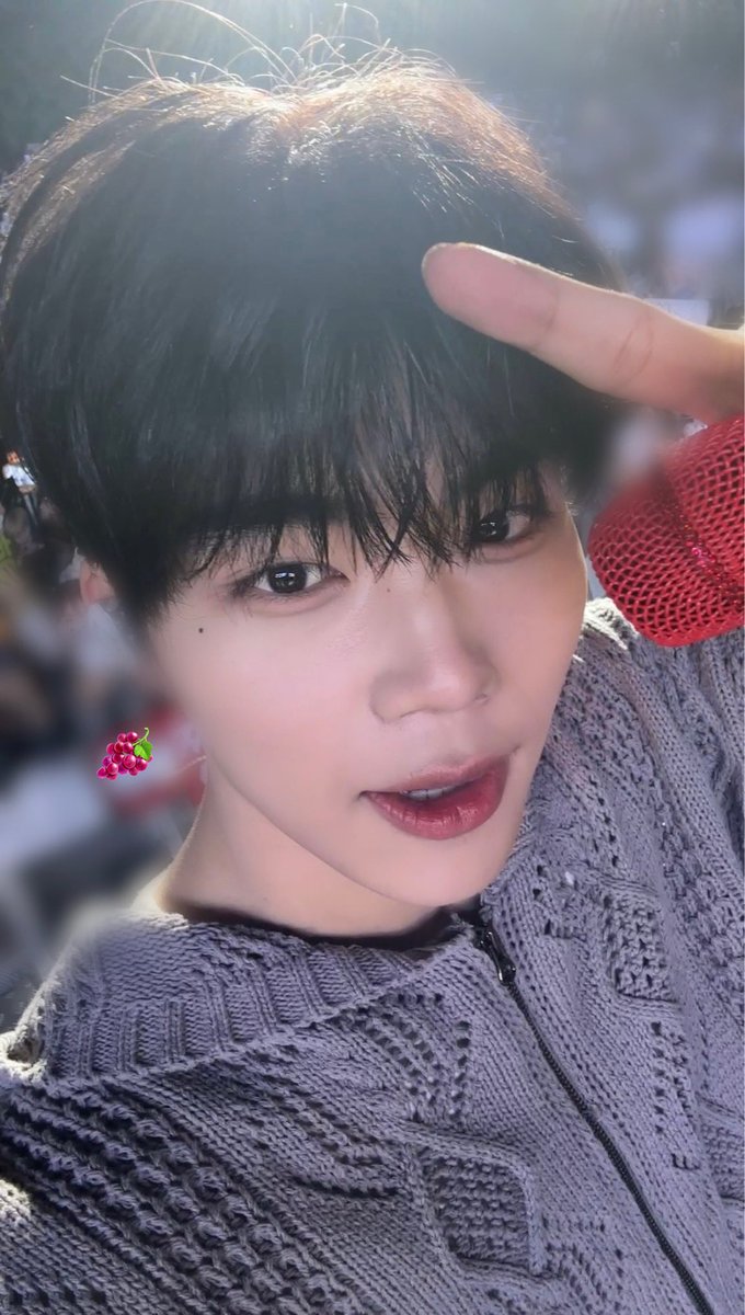 w_gw_w's tweet photo. 오늘 너무 이뿌다아아아아 ❤️❤️ https://t.co/JarKyOVje6
