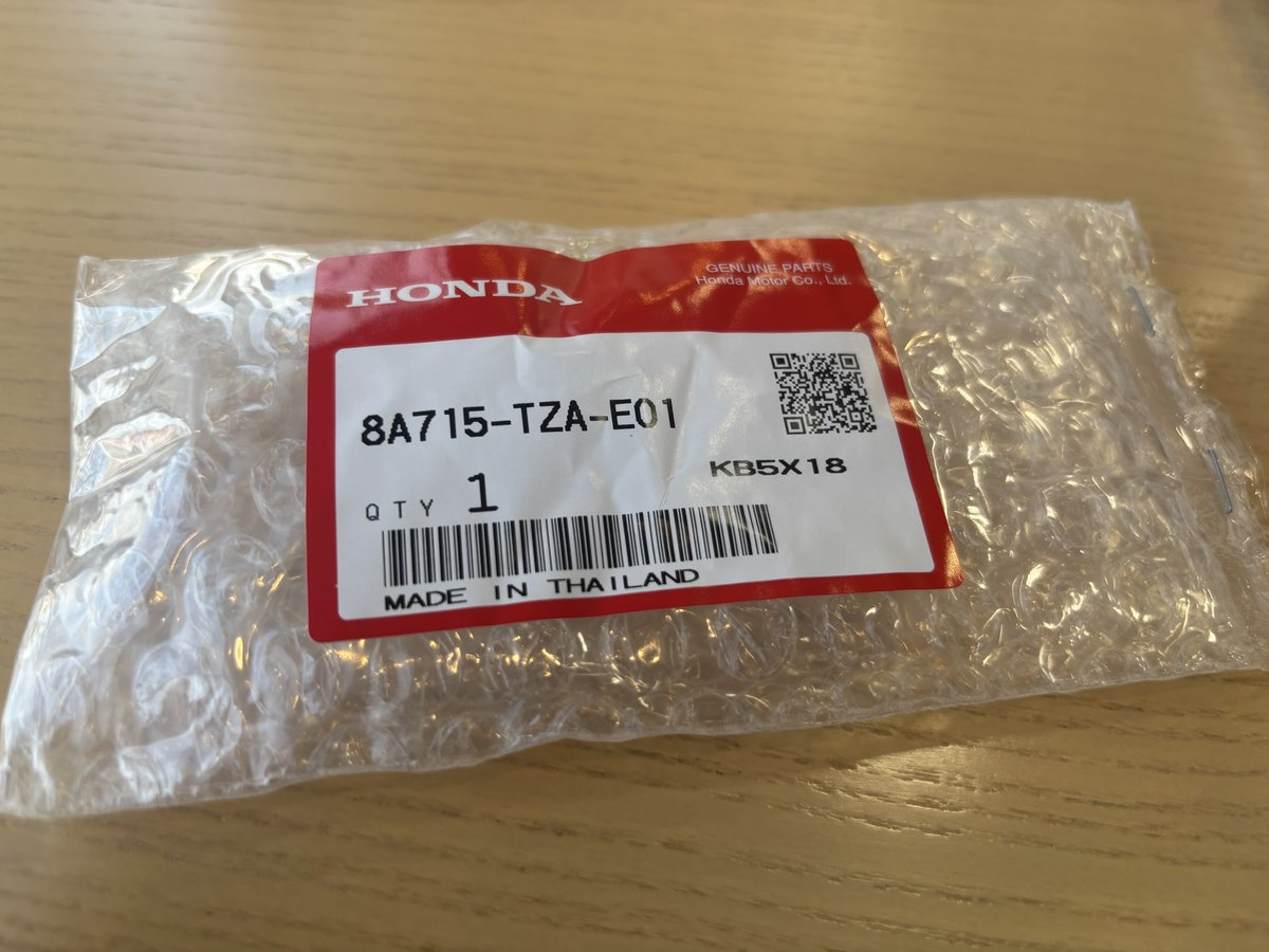 ‼今月末まで‼️【希少】シビック ストリーム フロント触媒 メーカー不明 今月末まで‼️【希少】シビック ストリーム フロント触媒 メーカー不明