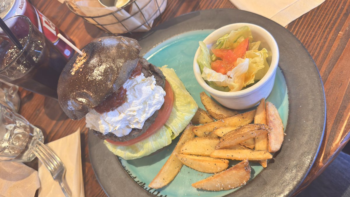 にこちゃん⭐︎引越しSALE中 みーこ♂ (@q6U7dqDdi6JcXqd) / Posts and Replies / X