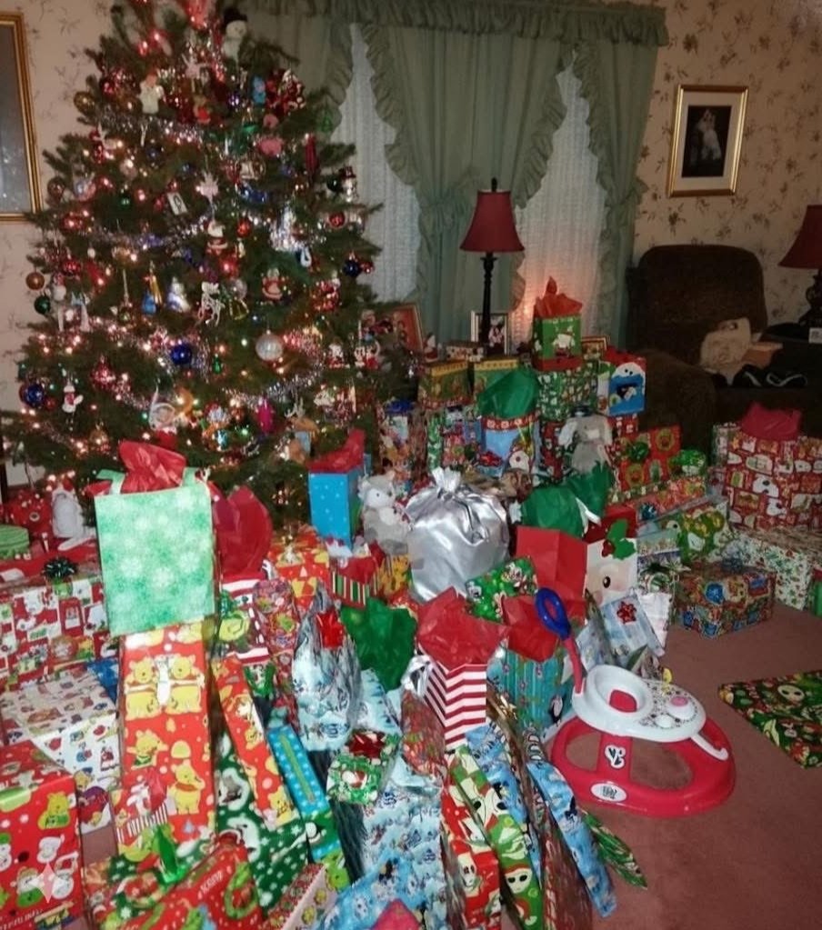 Qui se souvient lorsque Noël ressemblait à ça ? ✨🎄🎅