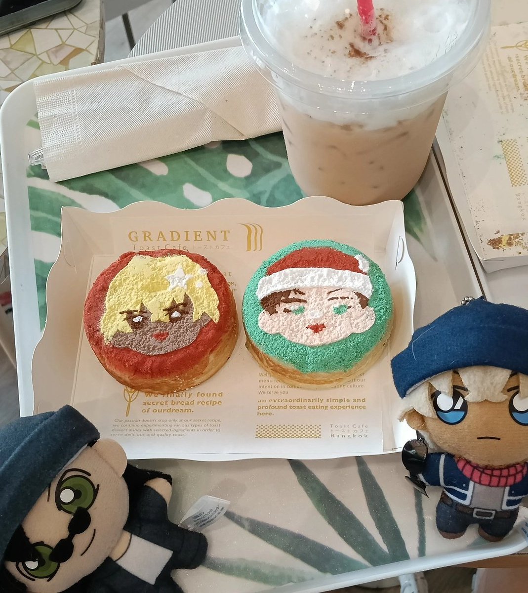 y_jxmkrub's tweet image. 👅❤️💛
#REDchristmasparty_AKAMcafe