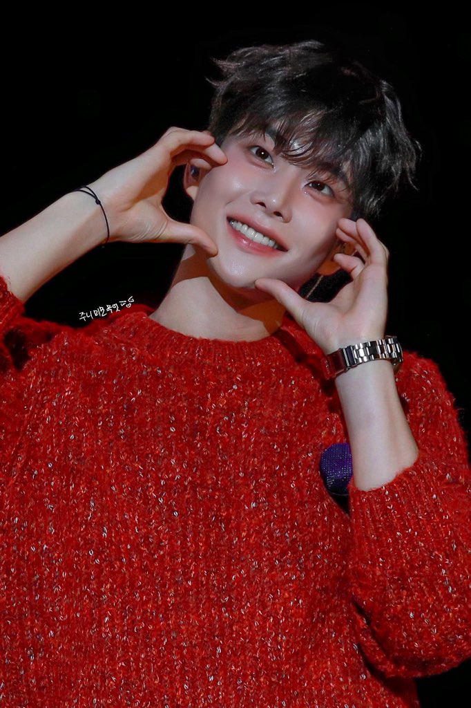 MJ__heart's tweet image. 251220 
MJ 1st FANMEETING IN JAPAN : White Christmas

웨이브덮머🥰 블러셔😍
소원 들어주신 엠산타님 따랑해여...😘💕

#김명준 #엠제이 #MJ #아스트로 #ASTRO