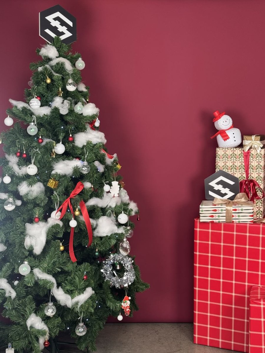 IOST_Official's tweet image. Hello from Thailand x @BitkubOfficial!

All I want for Christmas is IOST 🎶🎶