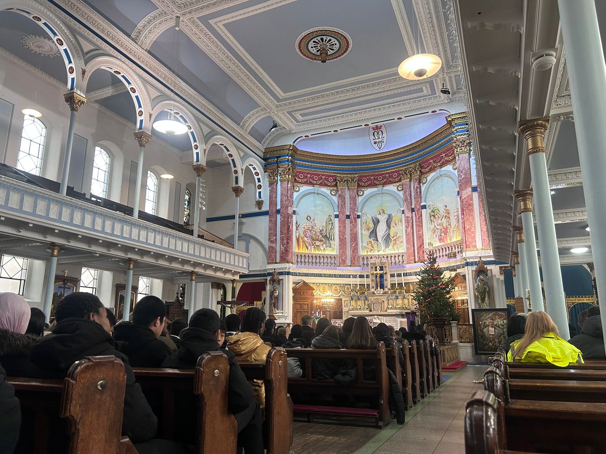 MissG_RE tweet media