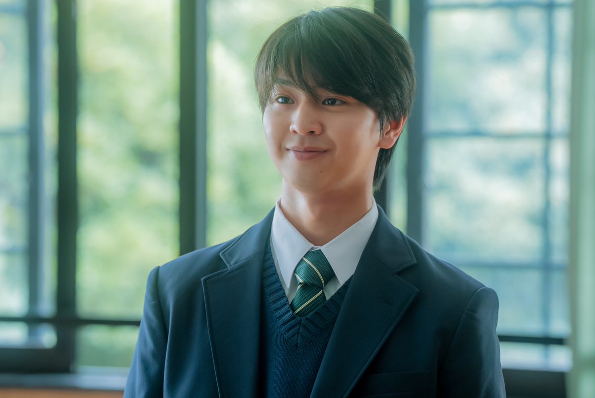 修学旅行で仲良くないグループに入りました 衣装✨ 簡秀吉さん着用