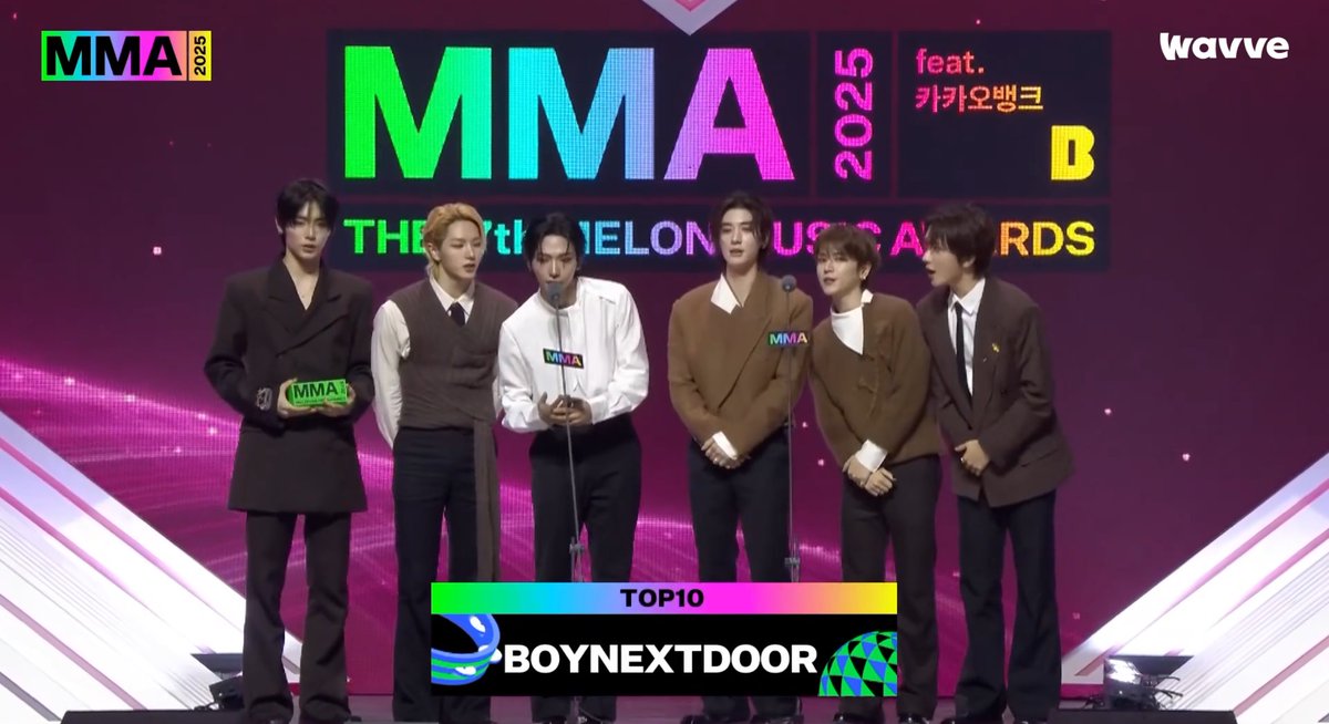 🏆 BOYNEXTDOOR가 2025 MMA에서 <TOP 10> 수상하였습니다!

BOYNEXTDOOR의 첫 MMA 본상 TOP 10 수상을 축하합니다 🎉

#보이넥스트도어_TOP10_수상축하해
#BOYNEXTDOOR_TOP10
