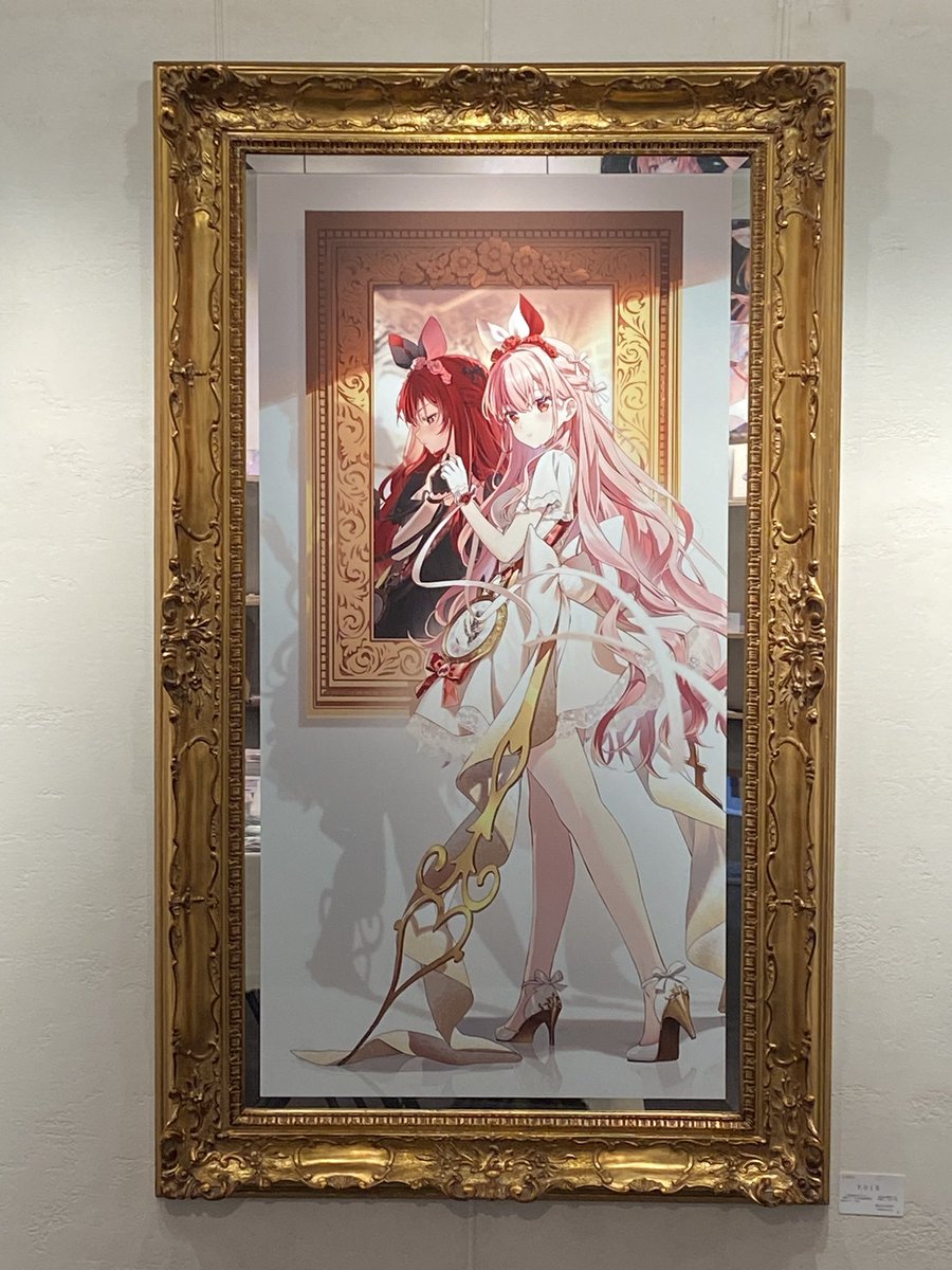 今日はRosuuri先生の個展行ってきた。 スマホで撮ってこれほど映える絵