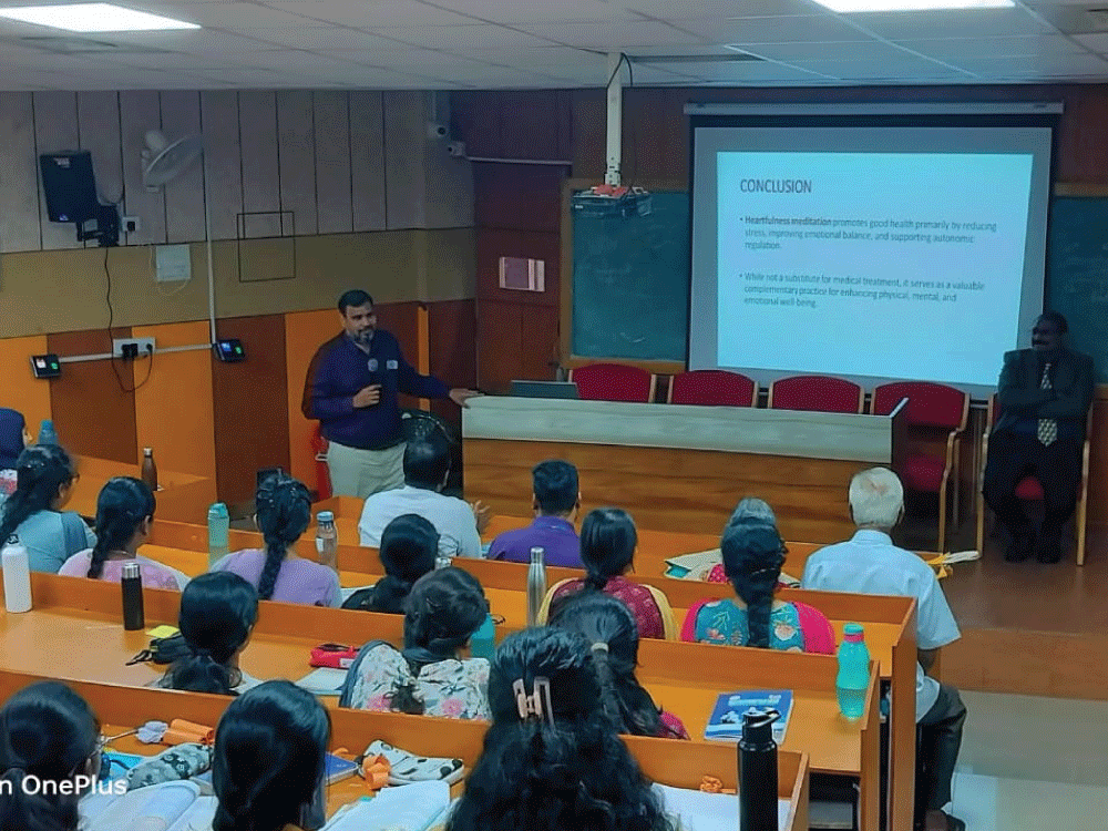 SMmcri's tweet image. NEUROZEN - CME - by Department of Physiology at Madha Medical College and Research Institute on 18-12-2025.
Speaker: Dr. Elanchezhian M.D, Asst. 
Professor, Kilpauk Medical College
Speaker: Dr. K. Senthil Kumar M.D,
Professor and HOD, MMCRI
#Physiology #CME
#MadhaMedicalCollege