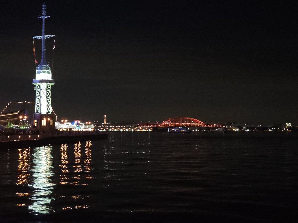 エクス…カリバーーーーッ！！！