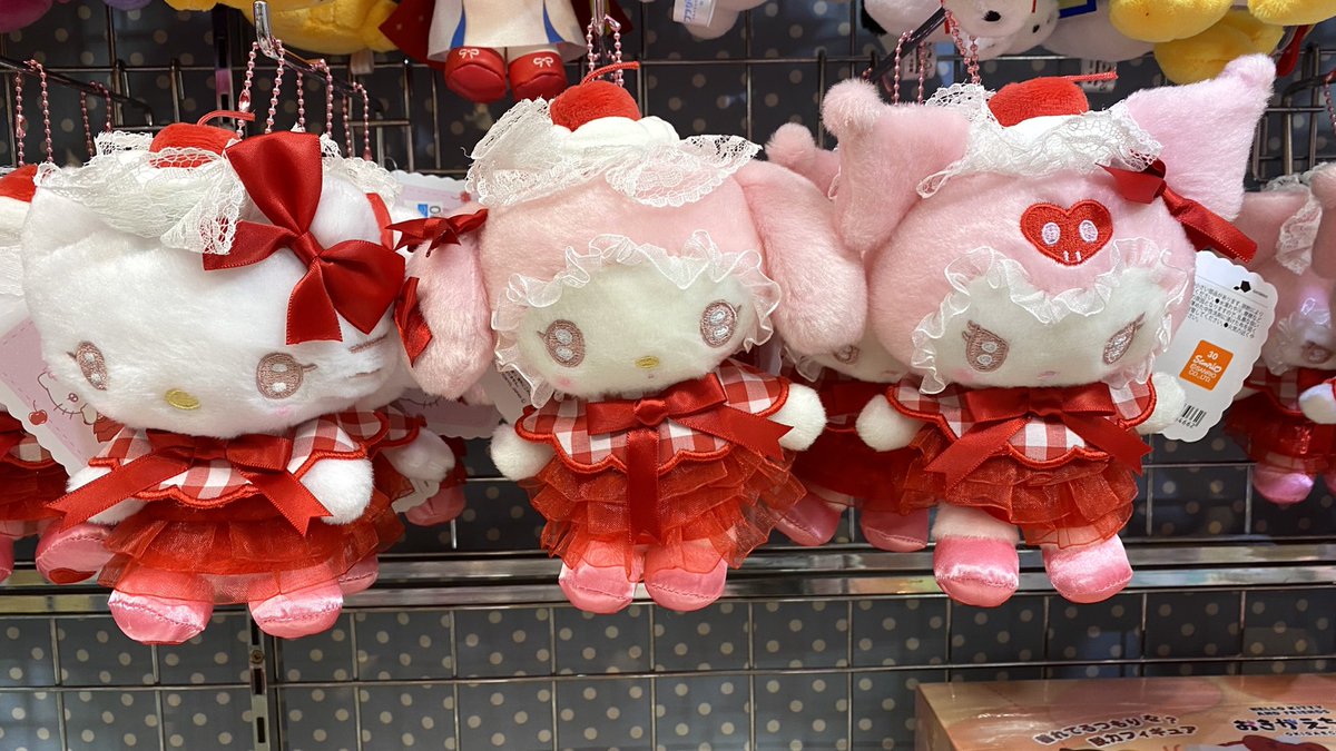 地階売場に新入荷🎵 粧美堂 「#サンリオ ホイップチェリーシリーズ