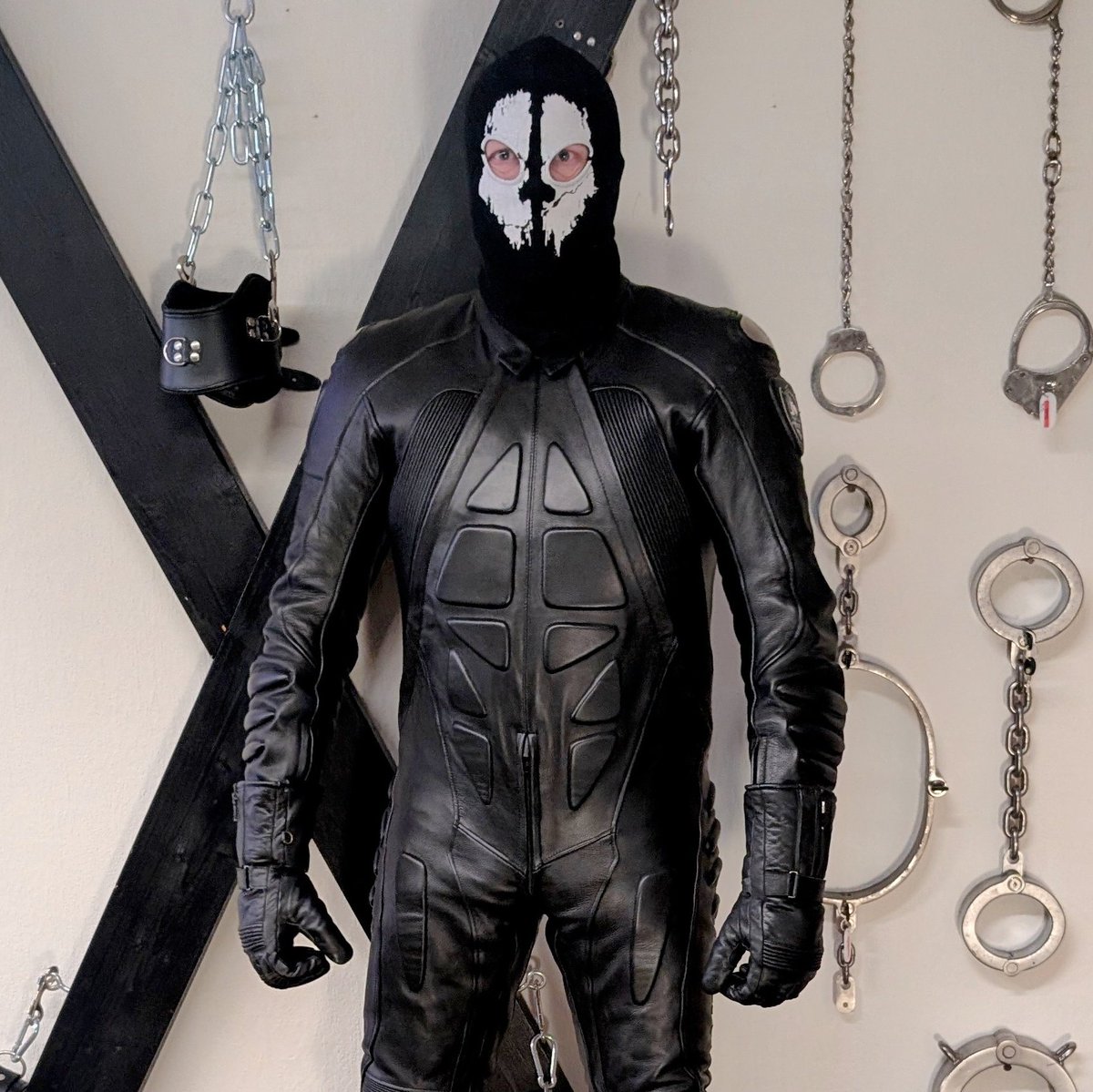 BondageDK tweet media