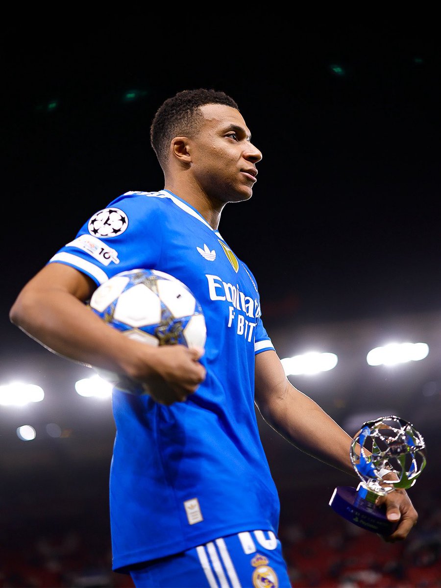 RmadridElRey's tweet image. 🚨🚨 CRAZY FACT 😳

Kylian Mbappé turns 27 today and he has scored in every minute except minutes 27 and 72.

Kylian Mbappe goals by minutes. 
🕑1' = 1 goal
🕑2' = 2 goals
🕑3' = 4 goals
🕑4' = 4 goals
🕑5' = 4 goals
🕑6' = 2 goals
🕑7' = 4 goals
🕑8' = 4 goals
🕑9' = 5 goals…